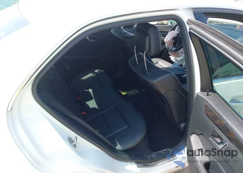 2016 Mercedes-Benz E 350 из США, поврежденный, VIN WDDHF5KB6GB219420